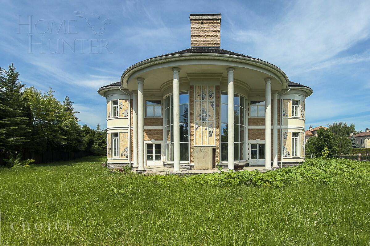 2-этажный коттедж 556.33 м² без отделки