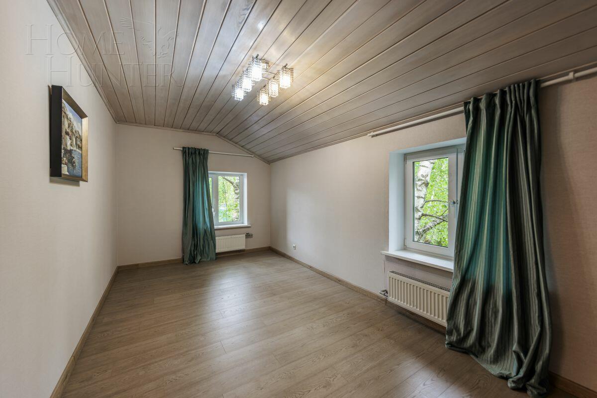2-этажный коттедж 285 м² с отделкой
