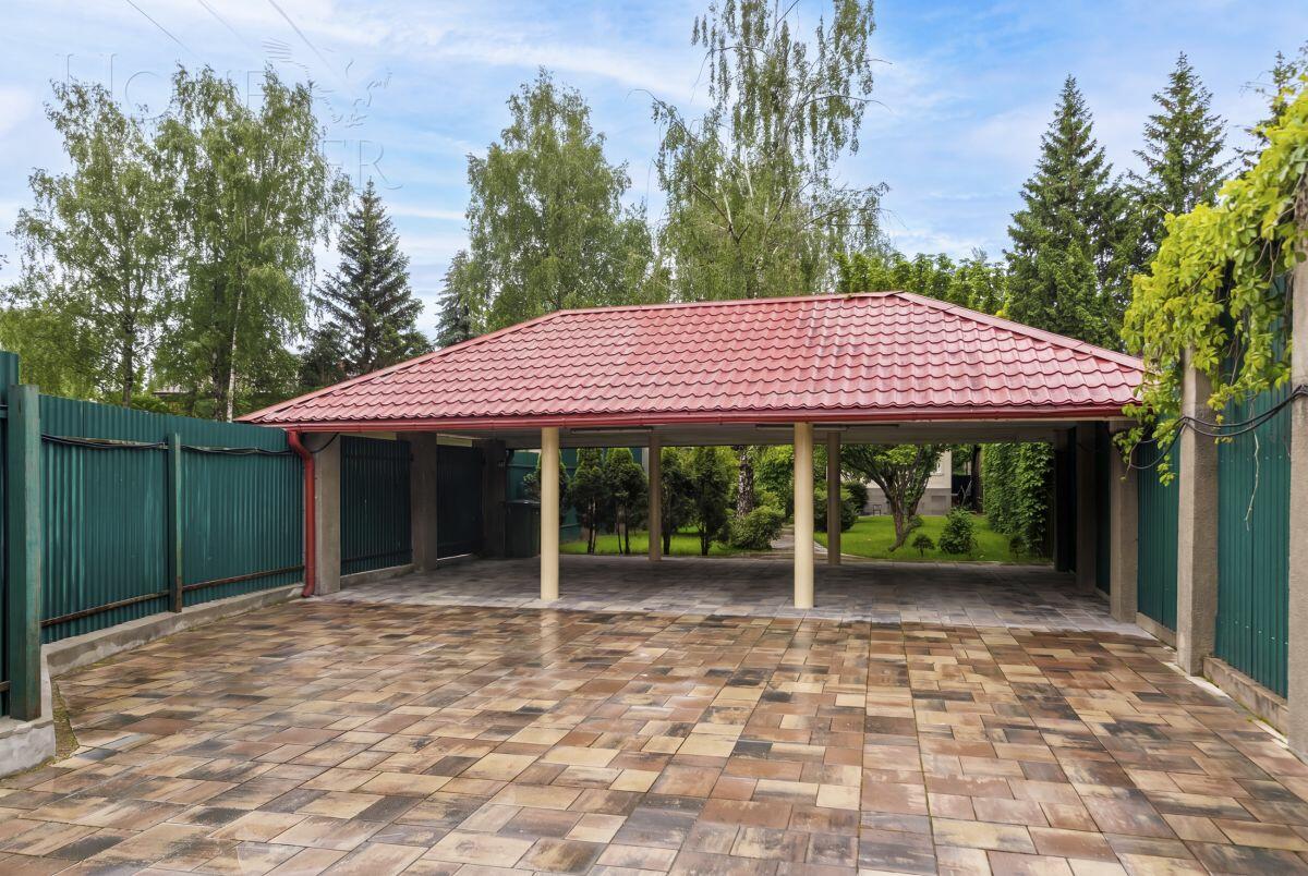 2-этажный коттедж 285 м² с отделкой