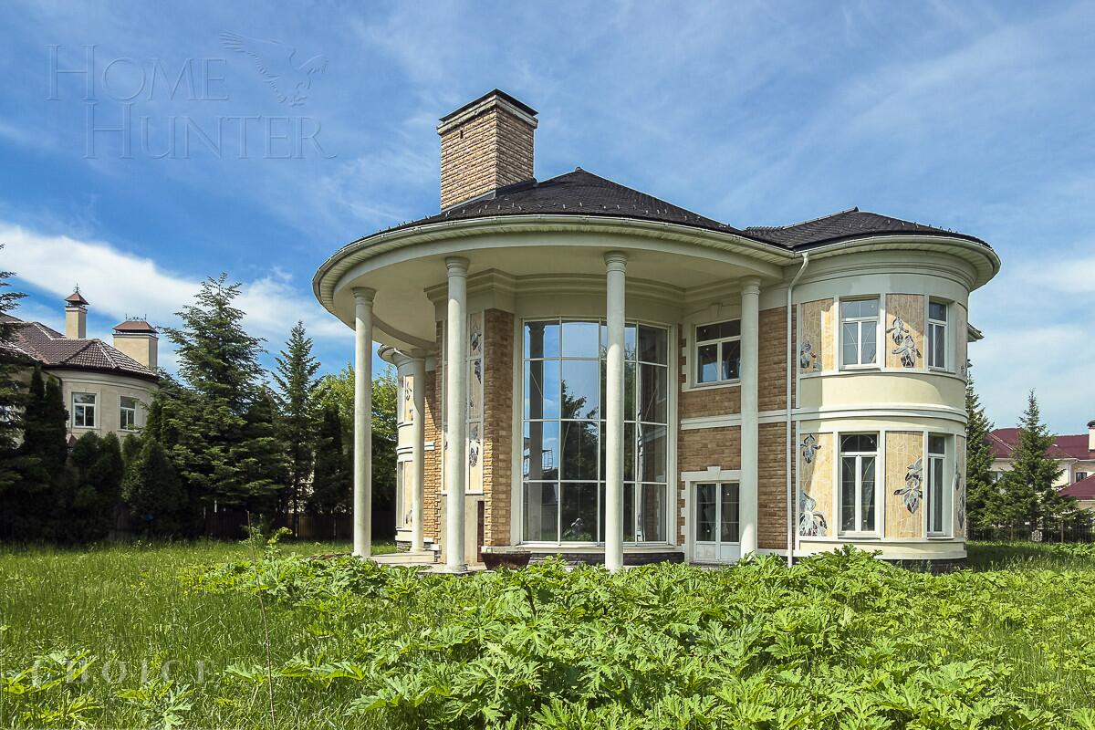 2-этажный коттедж 556.33 м² без отделки