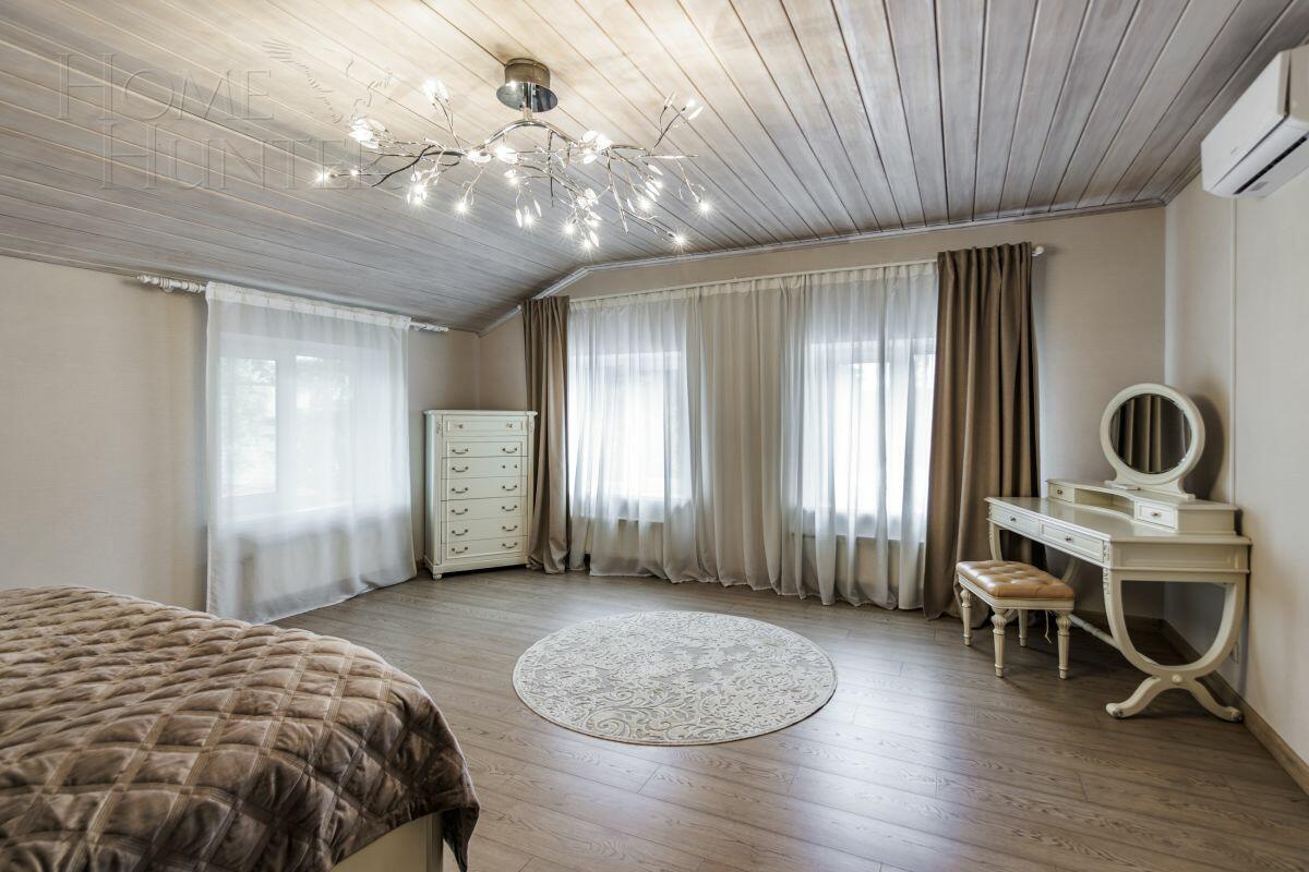 2-этажный коттедж 285 м² с отделкой
