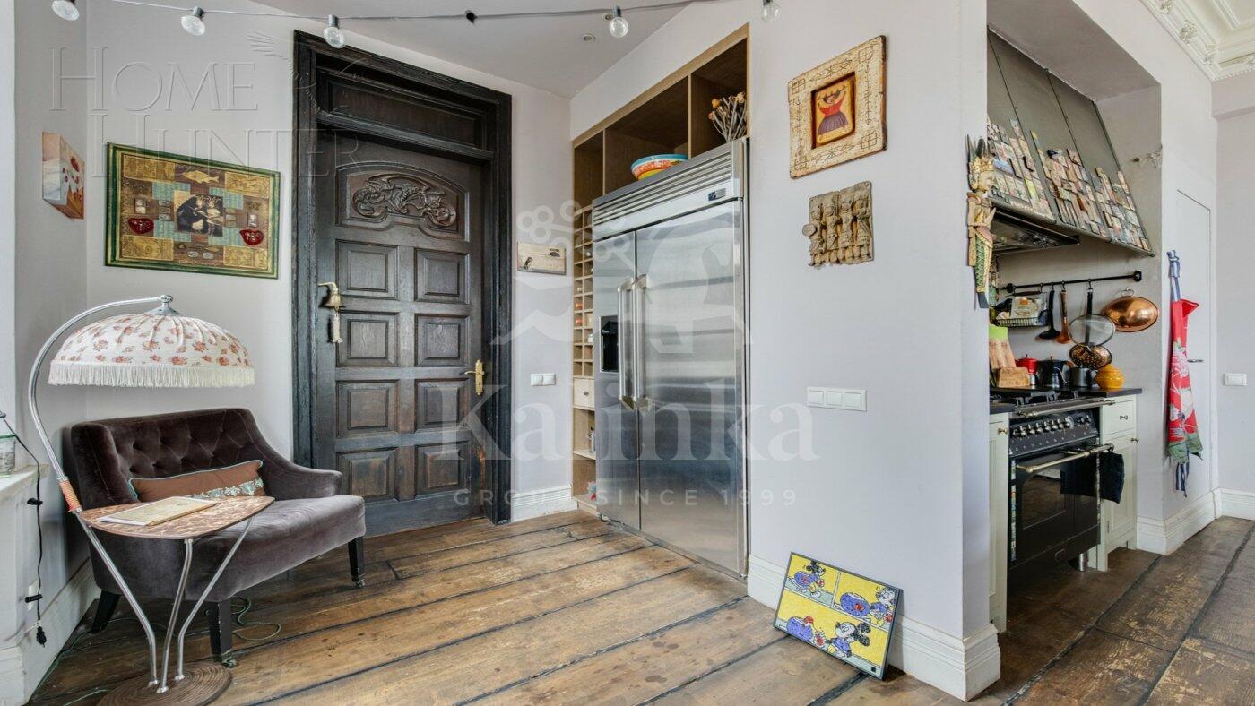 2-УРОВНЕВАЯ КВАРТИРА С ОТДЕЛКОЙ 315 М² НА 4 ЭТАЖЕ