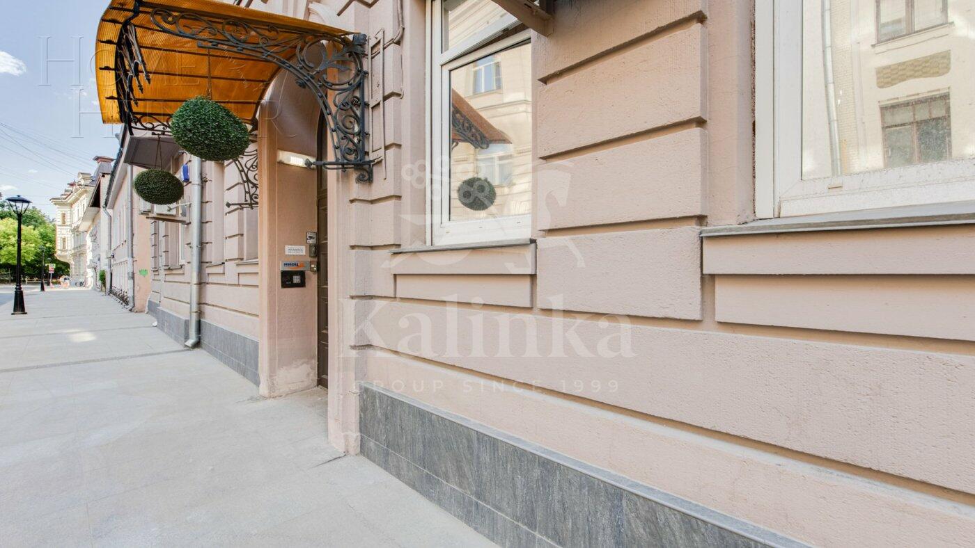 2-УРОВНЕВАЯ КВАРТИРА С ОТДЕЛКОЙ 315 М² НА 4 ЭТАЖЕ