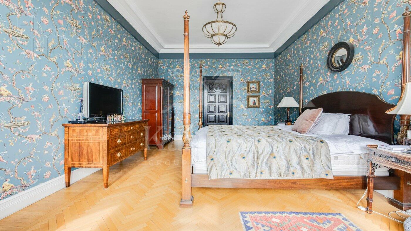 2-УРОВНЕВАЯ КВАРТИРА С ОТДЕЛКОЙ 315 М² НА 4 ЭТАЖЕ