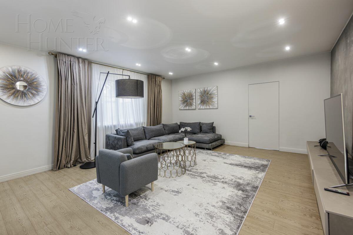 2-этажный коттедж 285 м² с отделкой