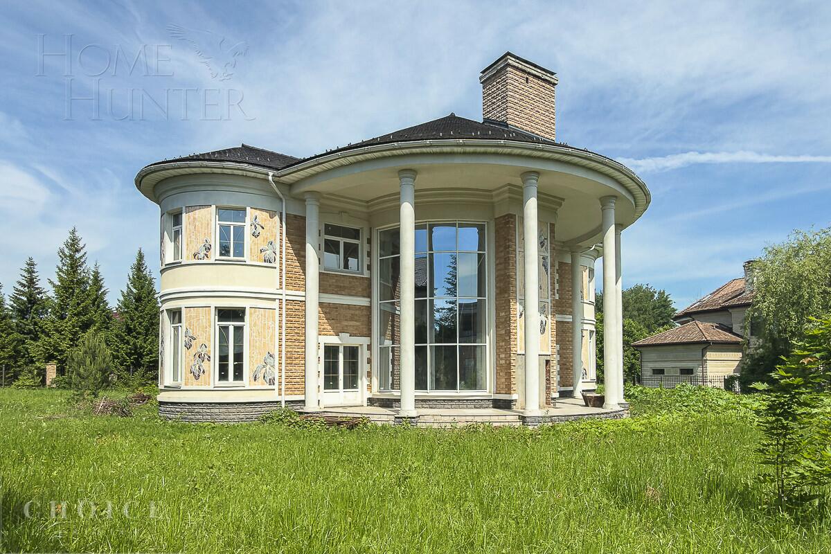 2-этажный коттедж 556.33 м² без отделки