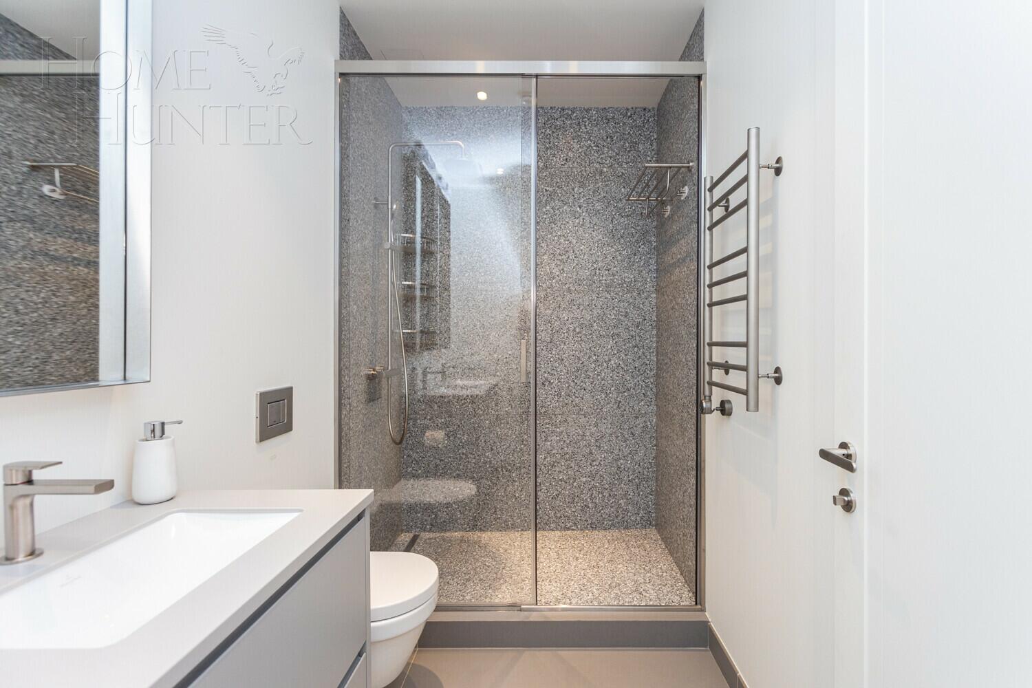 4-КОМН. КВАРТИРА С ОТДЕЛКОЙ 108 М² НА 15 ЭТАЖЕ