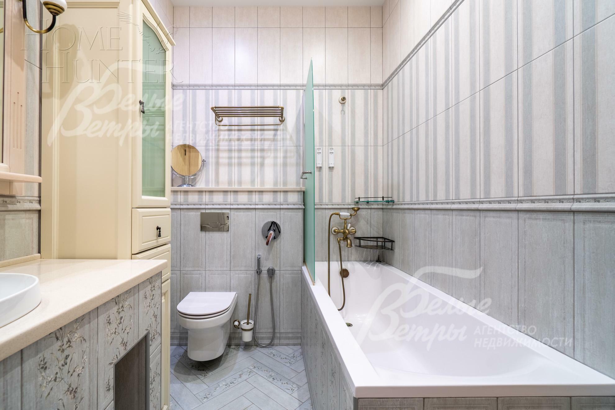 1-этажный коттедж 350 м² с отделкой