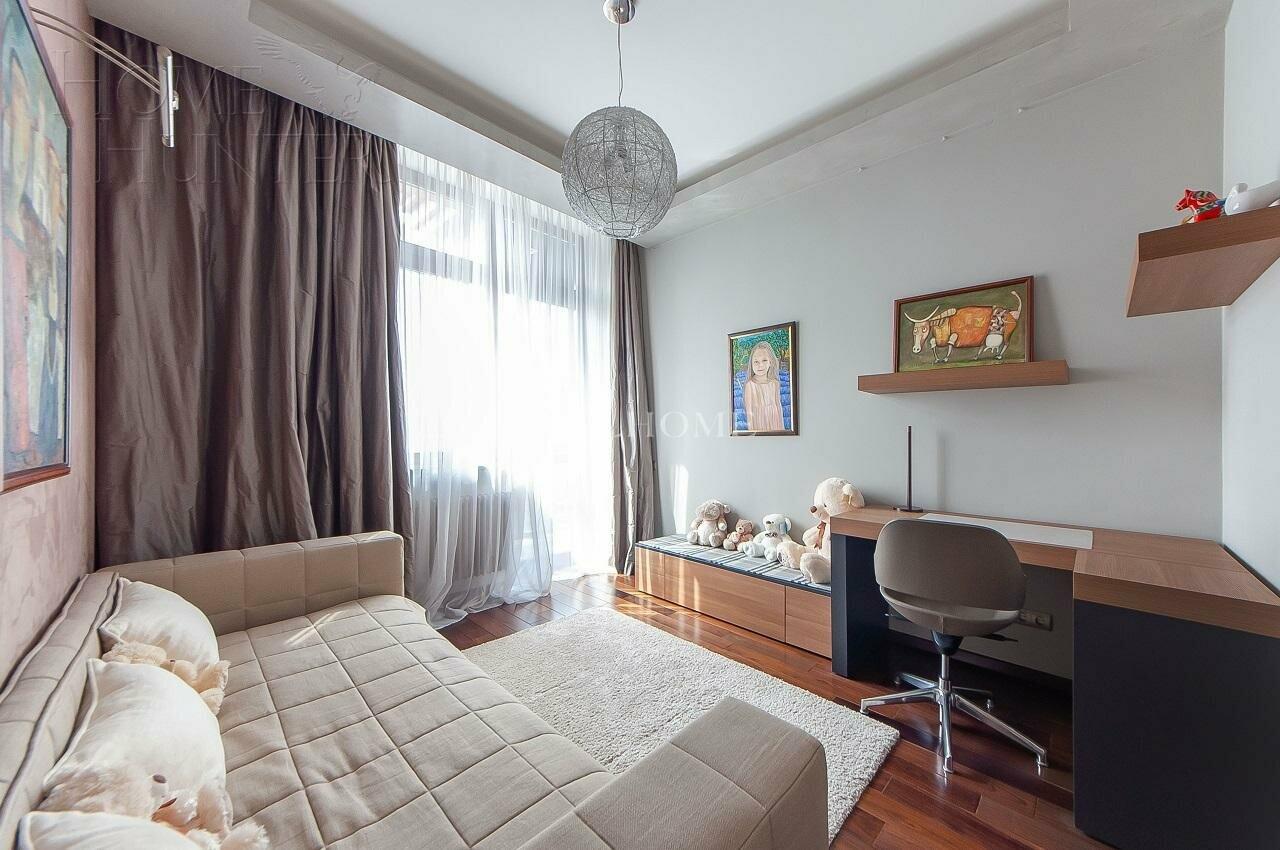 3-КОМН. КВАРТИРА С ОТДЕЛКОЙ 145.7 М² НА 4 ЭТАЖЕ