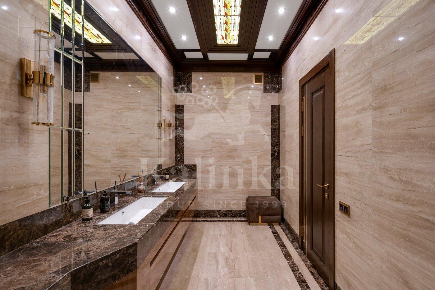 2-этажный коттедж 1 800 м² с отделкой
