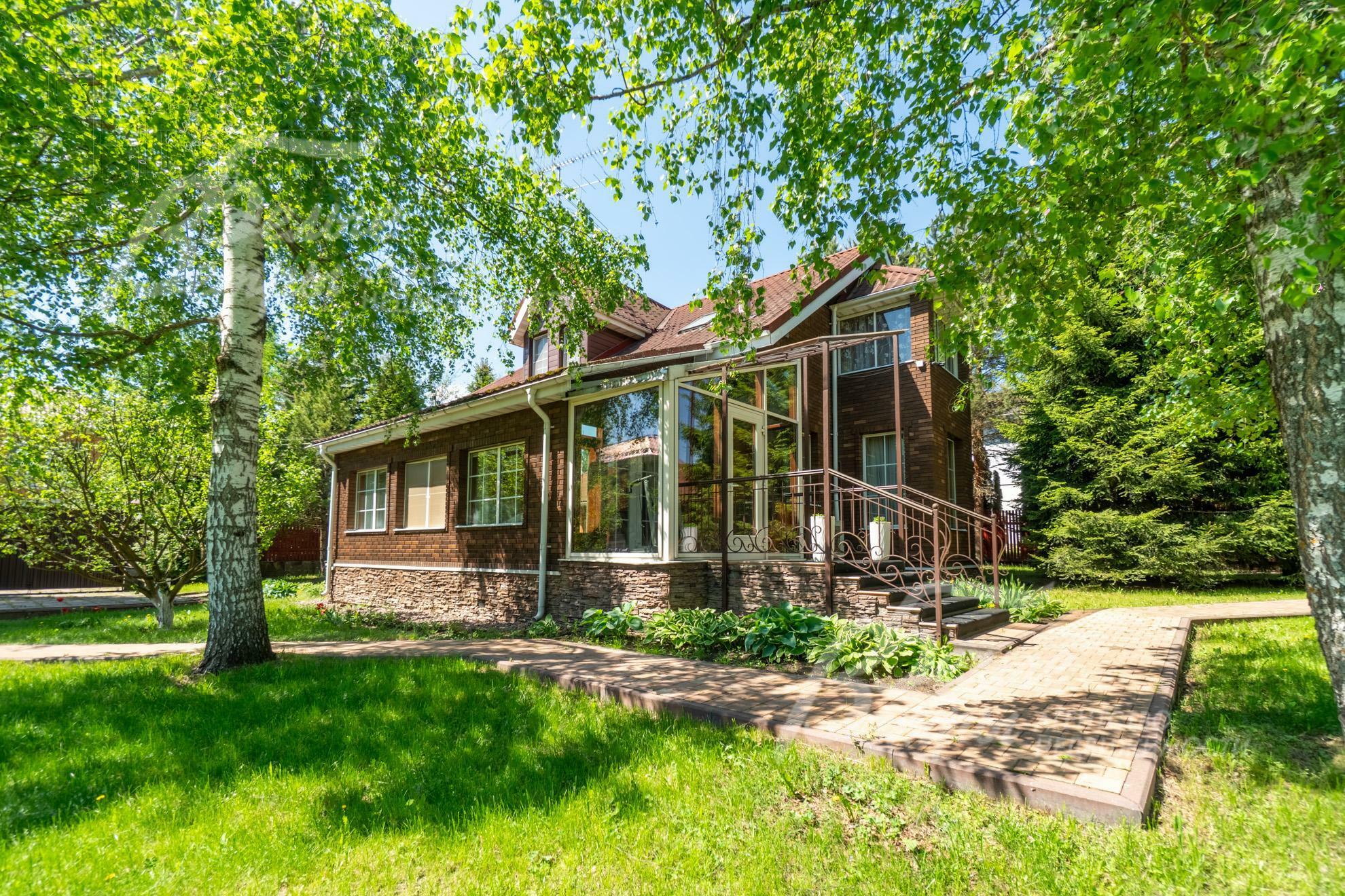 2-этажный коттедж 334 м² с отделкой