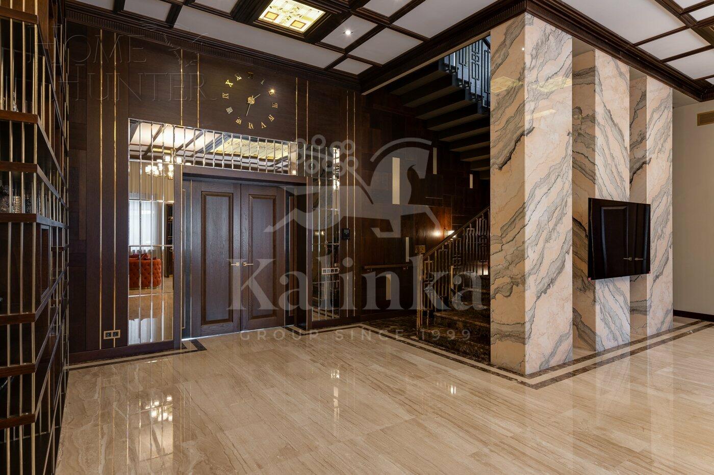 2-этажный коттедж 1 800 м² с отделкой