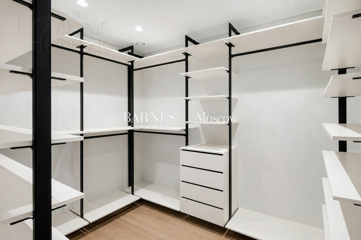 2-этажный коттедж 917.3 м² с отделкой