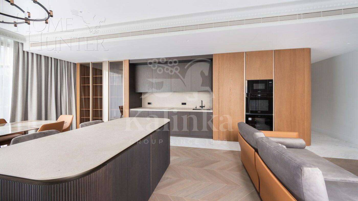4-КОМН. КВАРТИРА С ОТДЕЛКОЙ 150 М² НА 2 ЭТАЖЕ