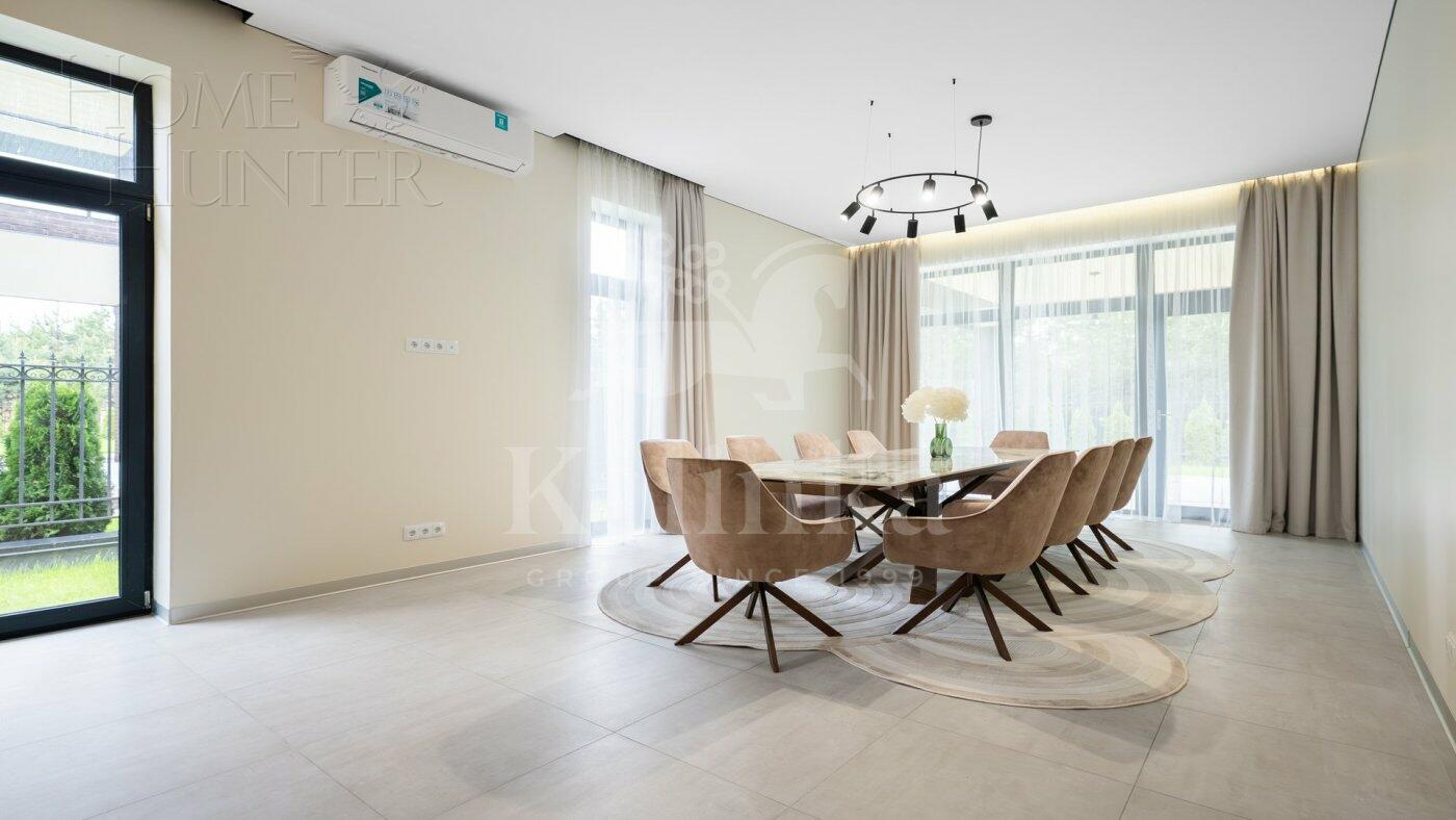 2-этажный коттедж 540.5 м² с отделкой