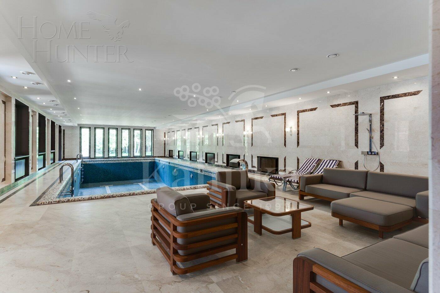2-этажный коттедж 1 800 м² с отделкой