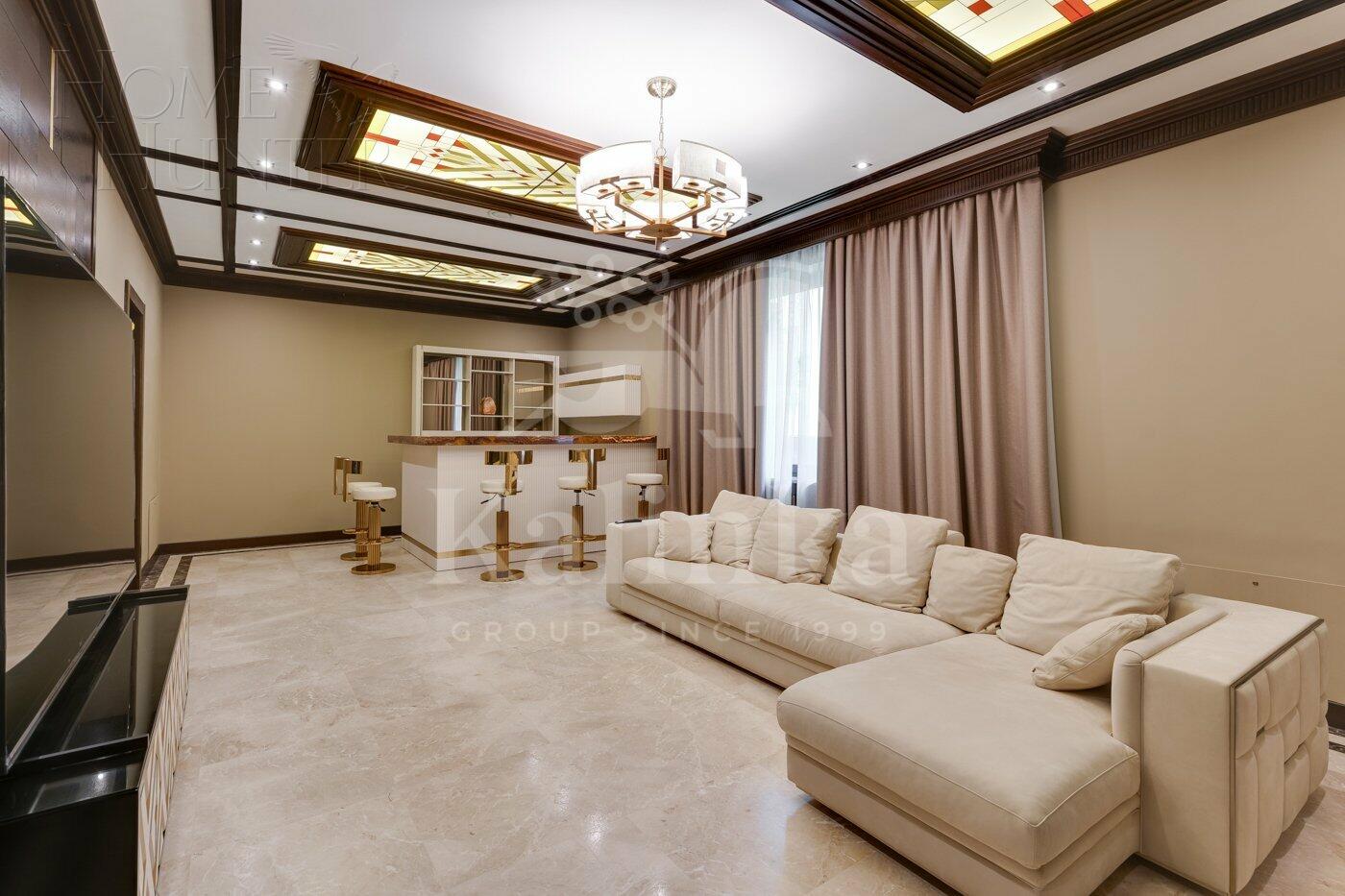 2-этажный коттедж 1 800 м² с отделкой