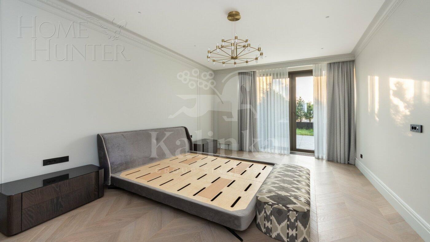 4-КОМН. КВАРТИРА С ОТДЕЛКОЙ 150 М² НА 2 ЭТАЖЕ