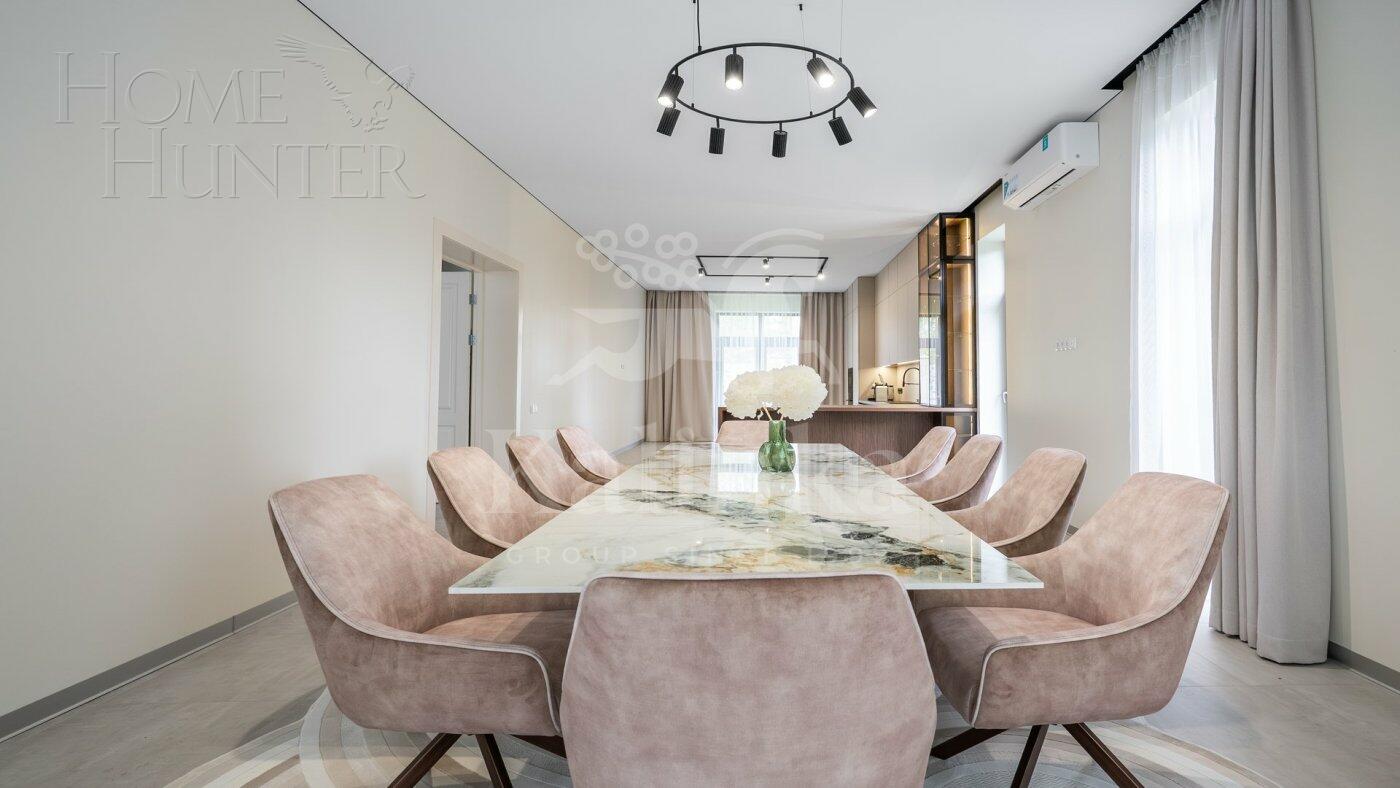 2-этажный коттедж 540.5 м² с отделкой
