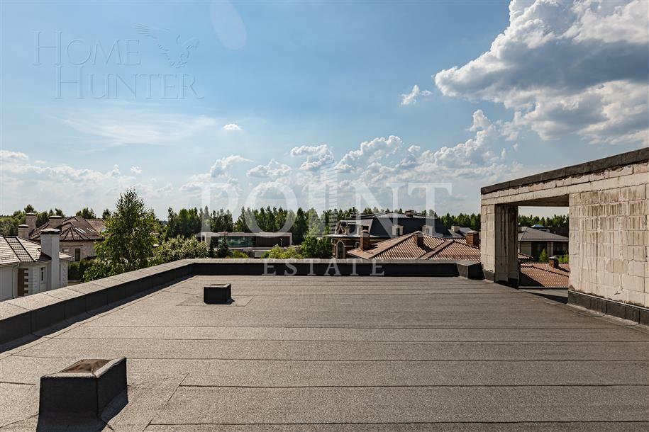 3-этажный коттедж 1 220 м² без отделки
