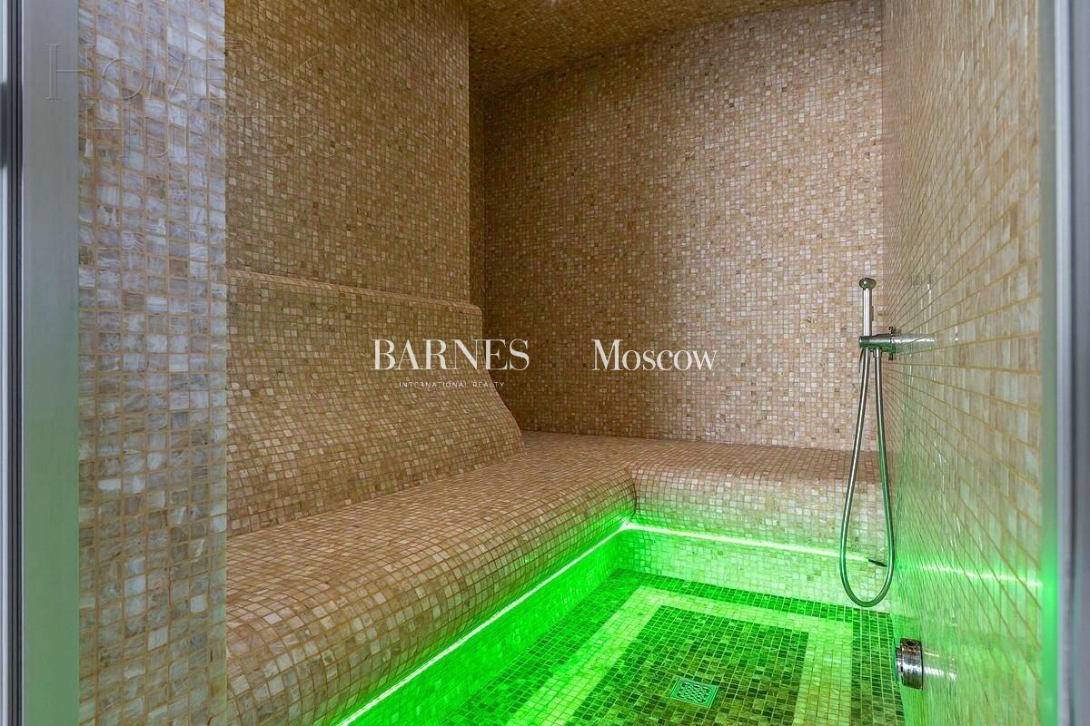 2-этажный коттедж 1 300 м² с отделкой