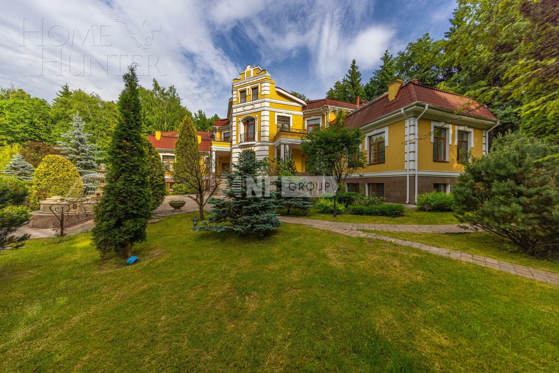 2-этажный коттедж 1 100 м² с отделкой