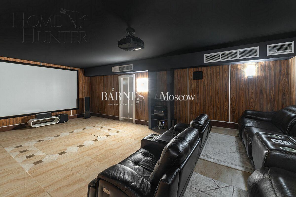 2-этажный коттедж 1 300 м² с отделкой