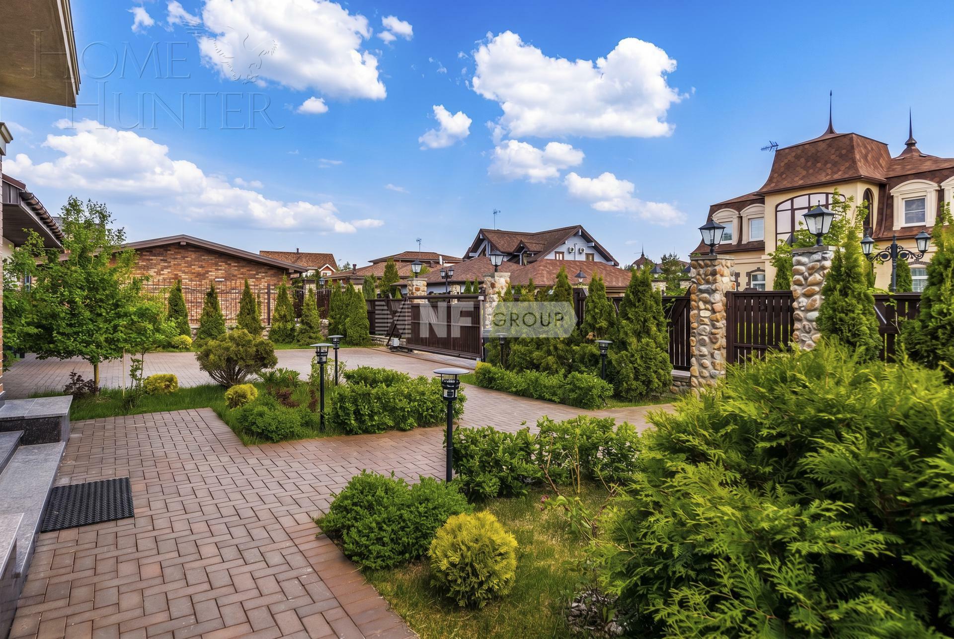 2-этажный коттедж 400 м² с отделкой