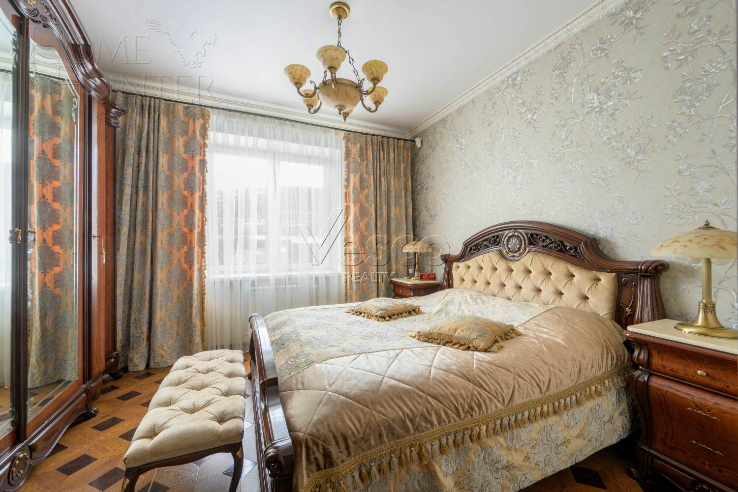2-этажный коттедж 613 м² с отделкой
