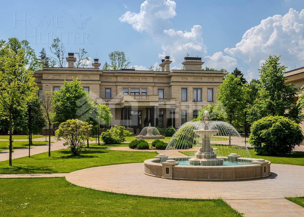 2-этажный коттедж 2 000 м² с отделкой