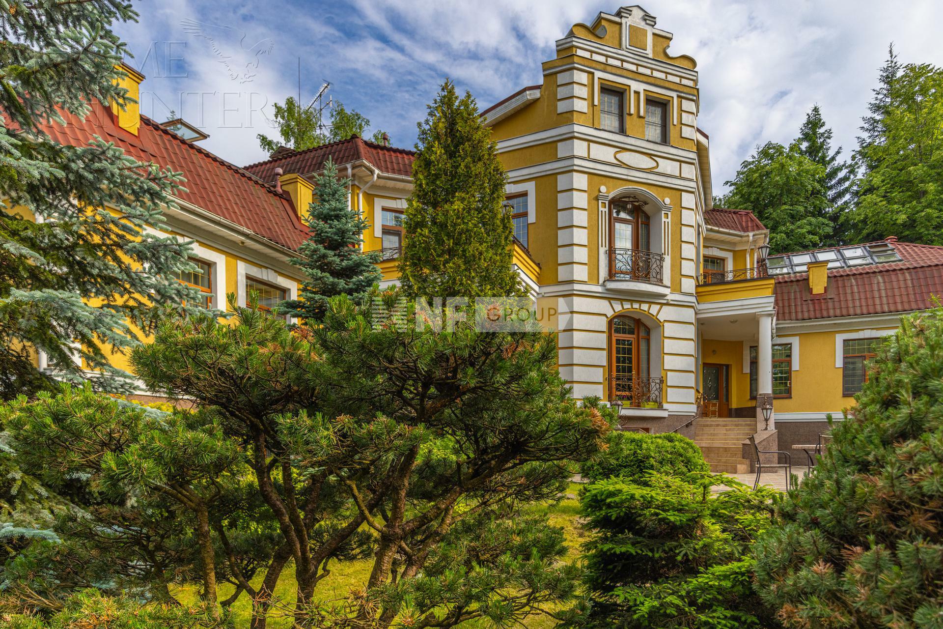 2-этажный коттедж 1 100 м² с отделкой
