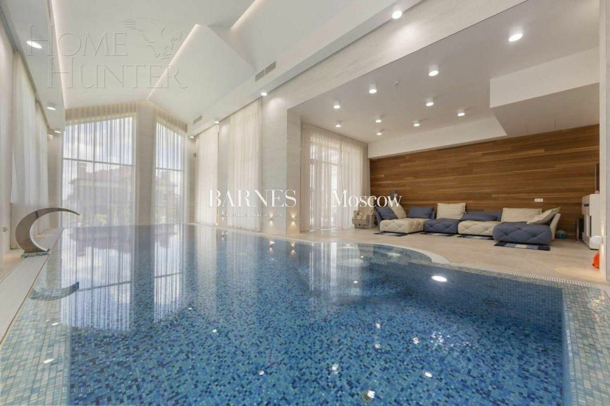 2-этажный коттедж 1 300 м² с отделкой