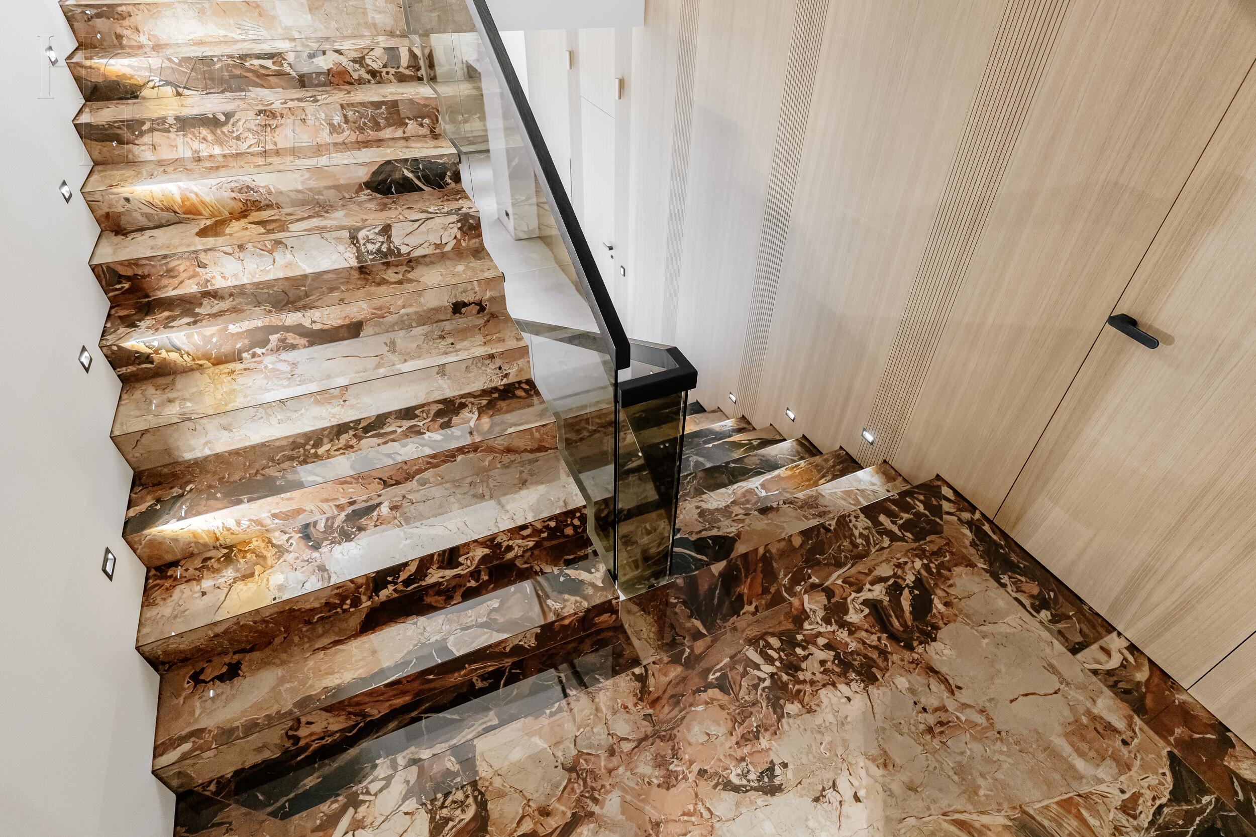 2-этажный коттедж 1 270 м² без отделки