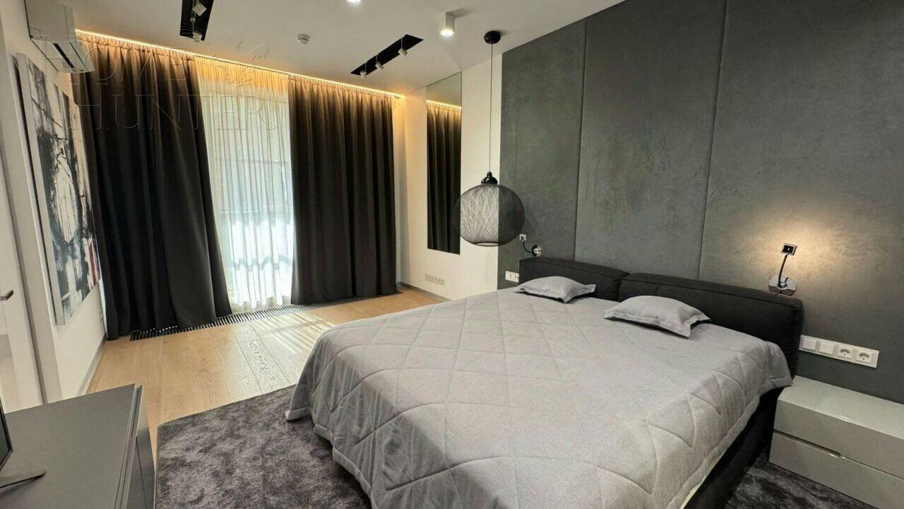 5-КОМН. КВАРТИРА С ОТДЕЛКОЙ 199 М² НА 3 ЭТАЖЕ