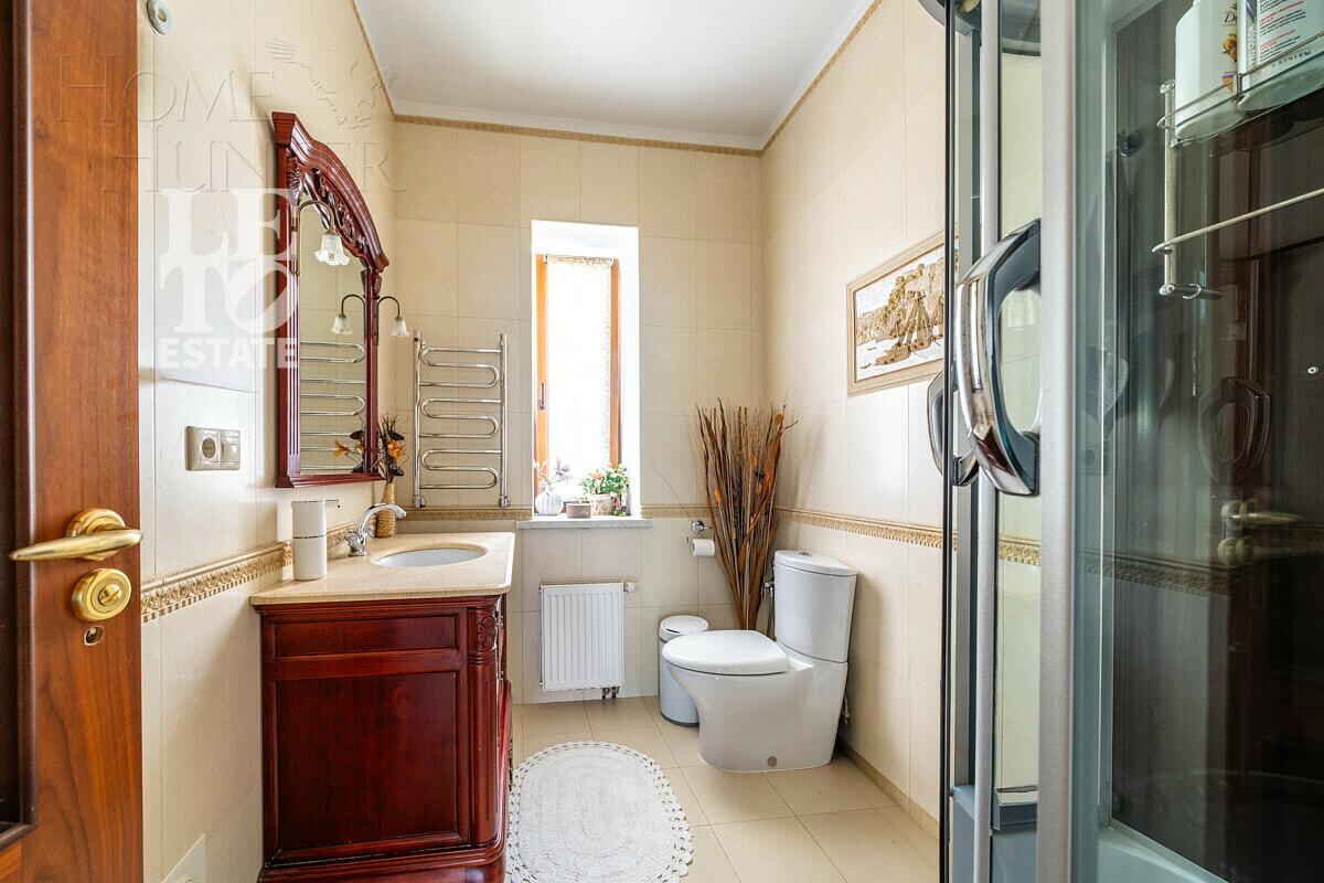 2-этажный коттедж 734.2 м² с отделкой
