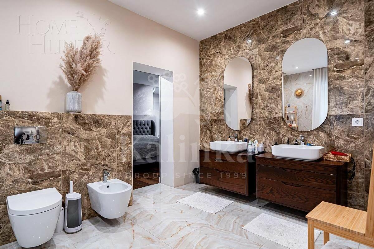 2-этажный коттедж 560 м² с отделкой