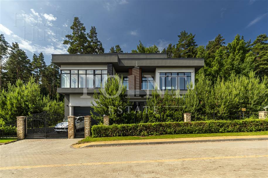 2-этажный коттедж 720 м² с отделкой