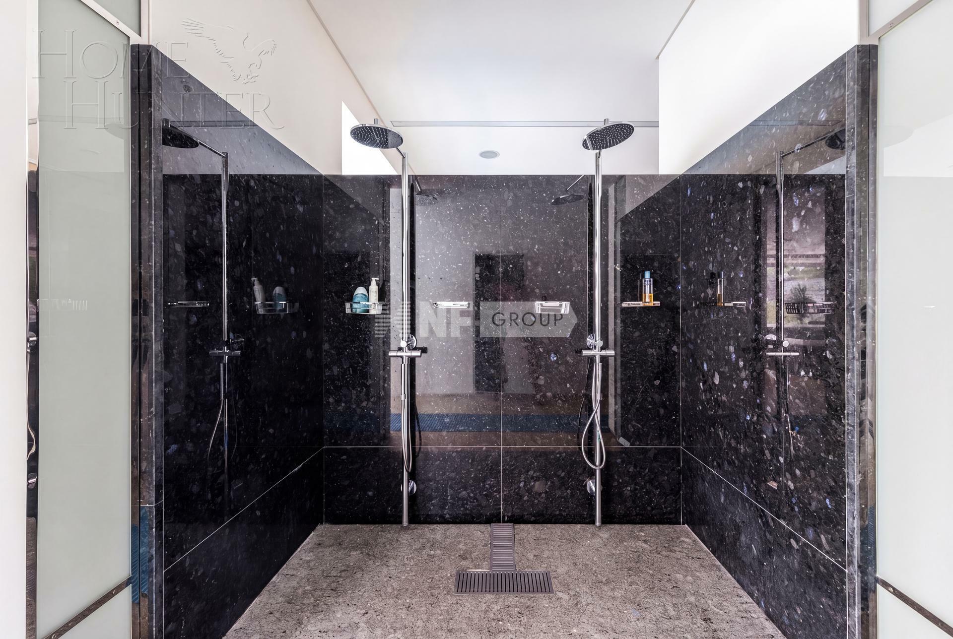 2-этажный коттедж 1 700 м² с отделкой
