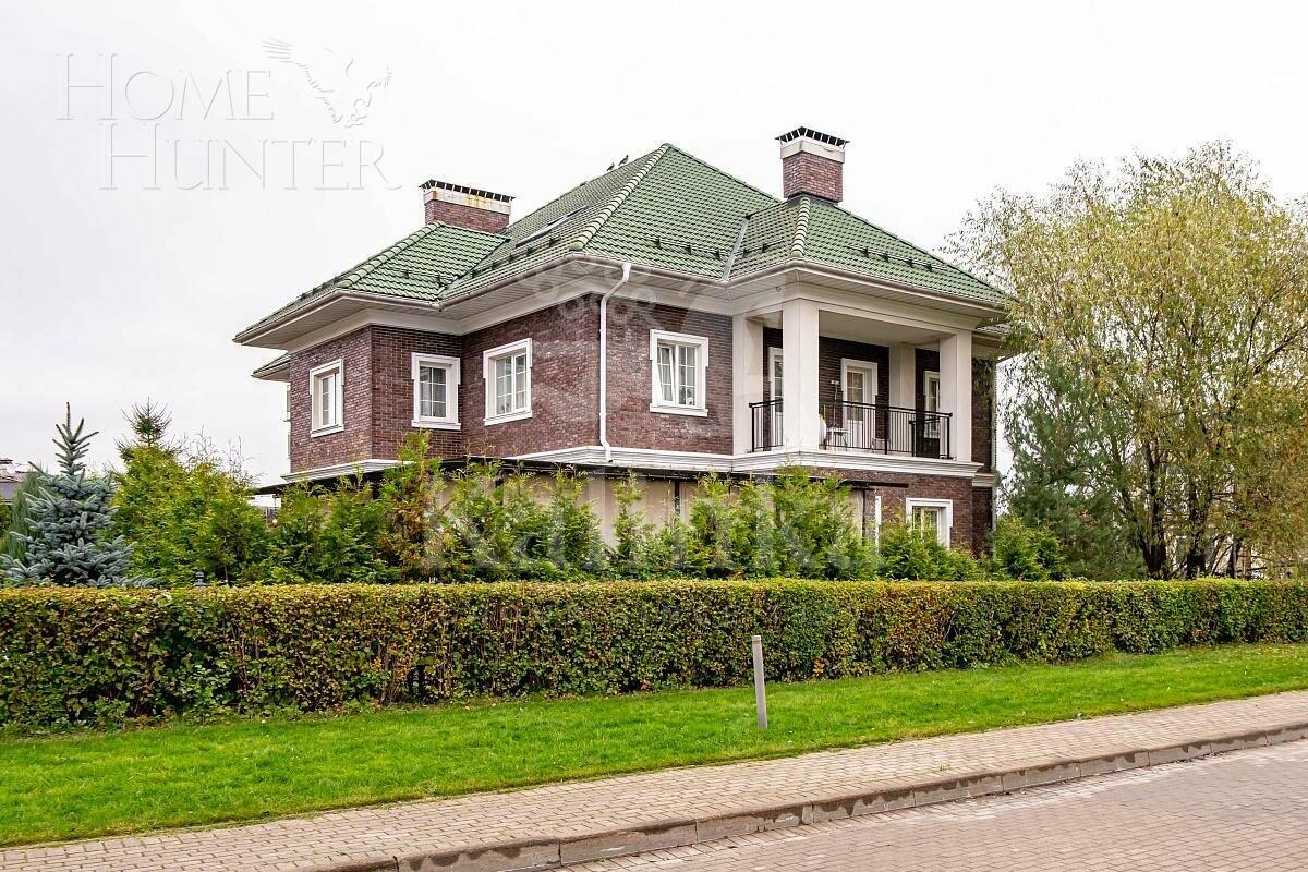 2-этажный коттедж 560 м² с отделкой