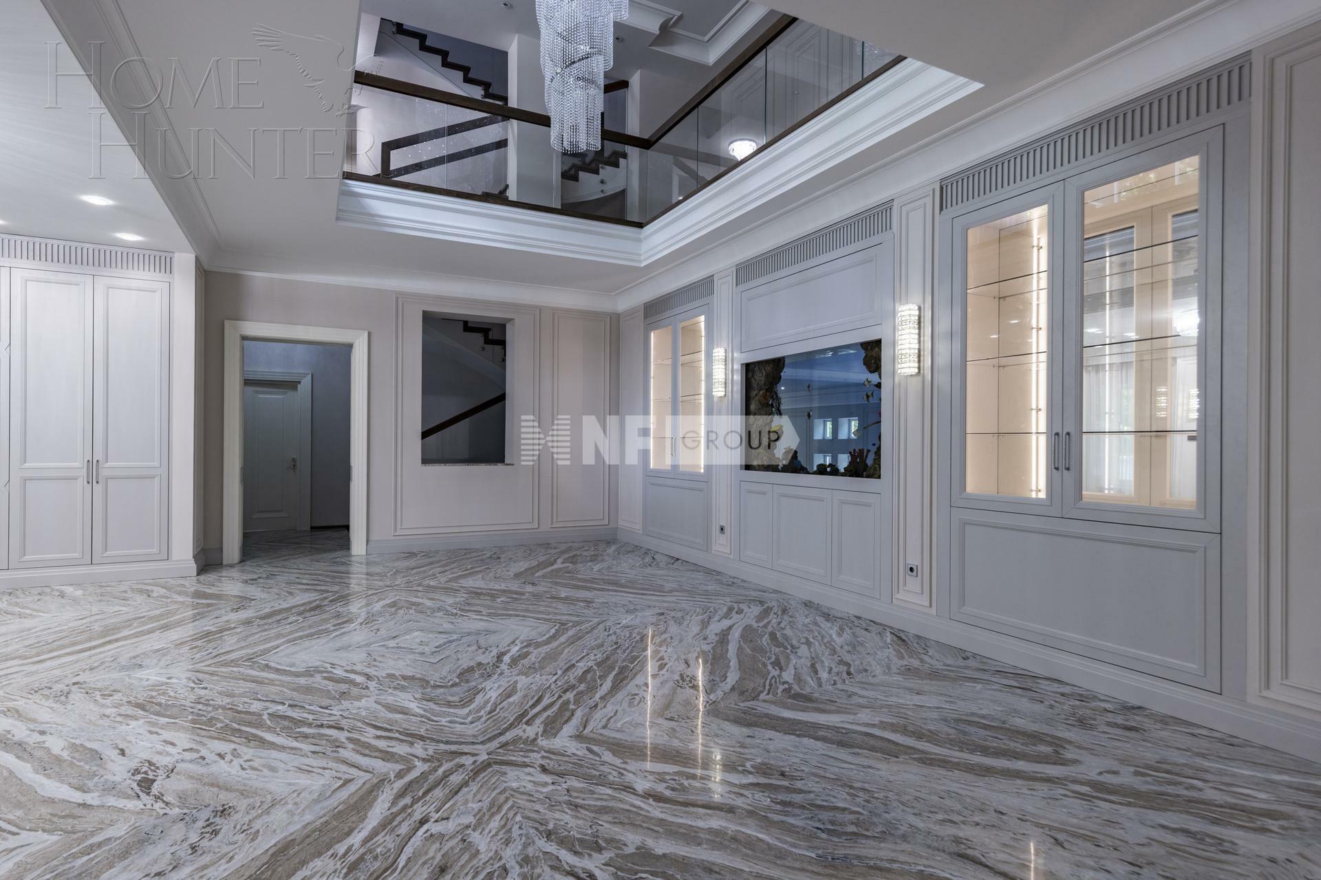 3-этажный коттедж 1 800 м² с отделкой