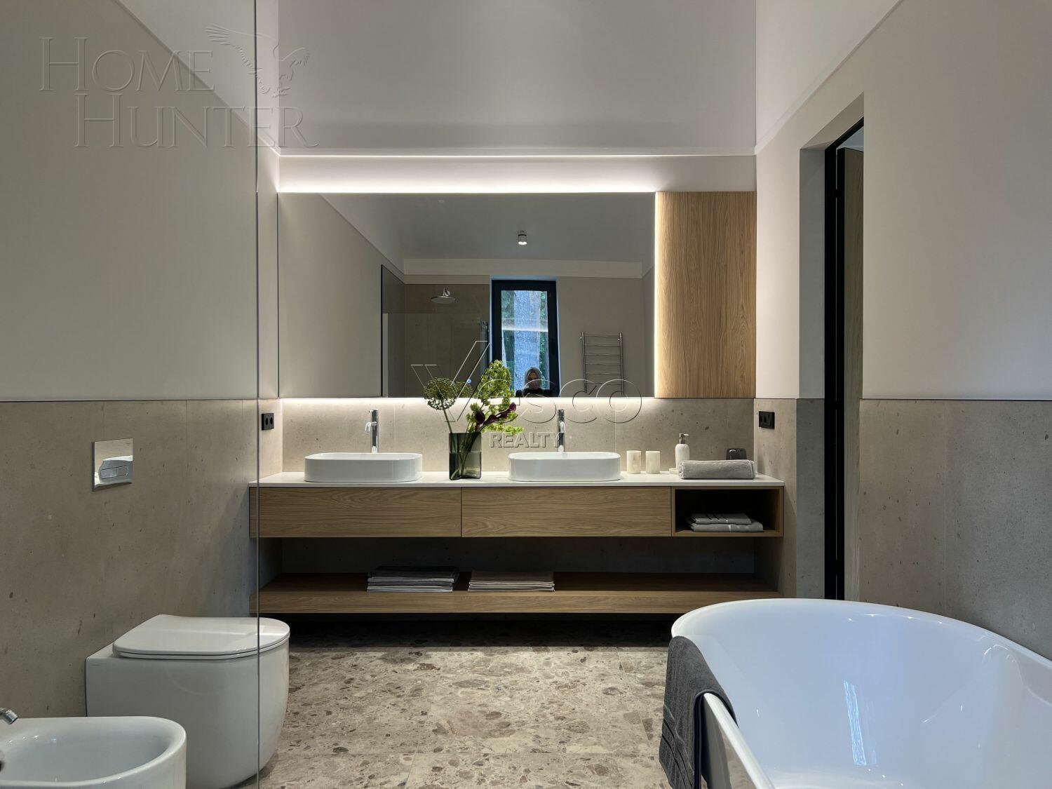 2-этажный коттедж 750 м² с отделкой