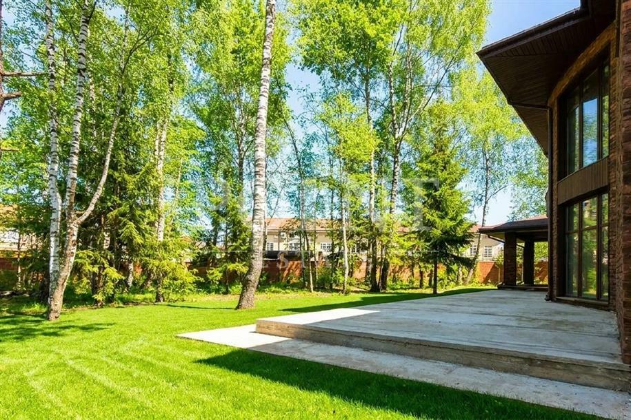 2-этажный коттедж 500 м² без отделки