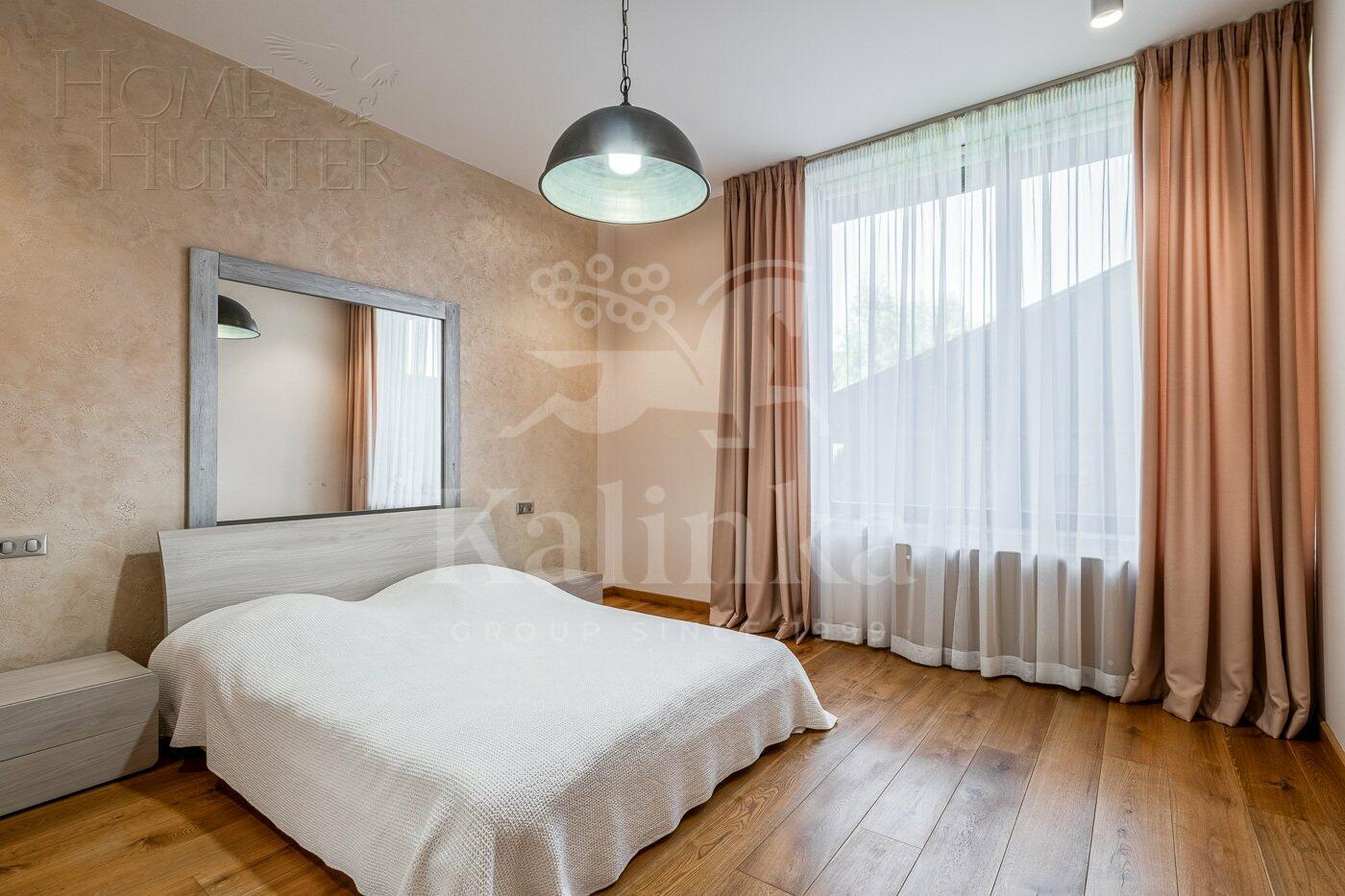 2-этажный коттедж 1 000 м² с отделкой