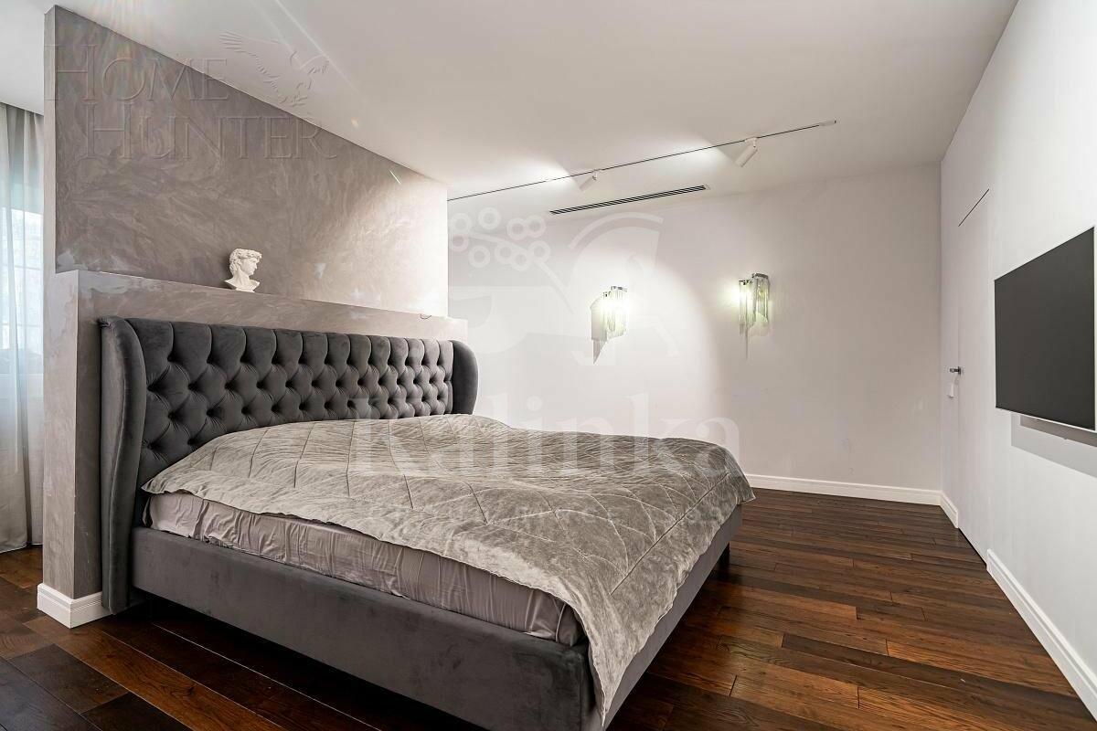 2-этажный коттедж 560 м² с отделкой