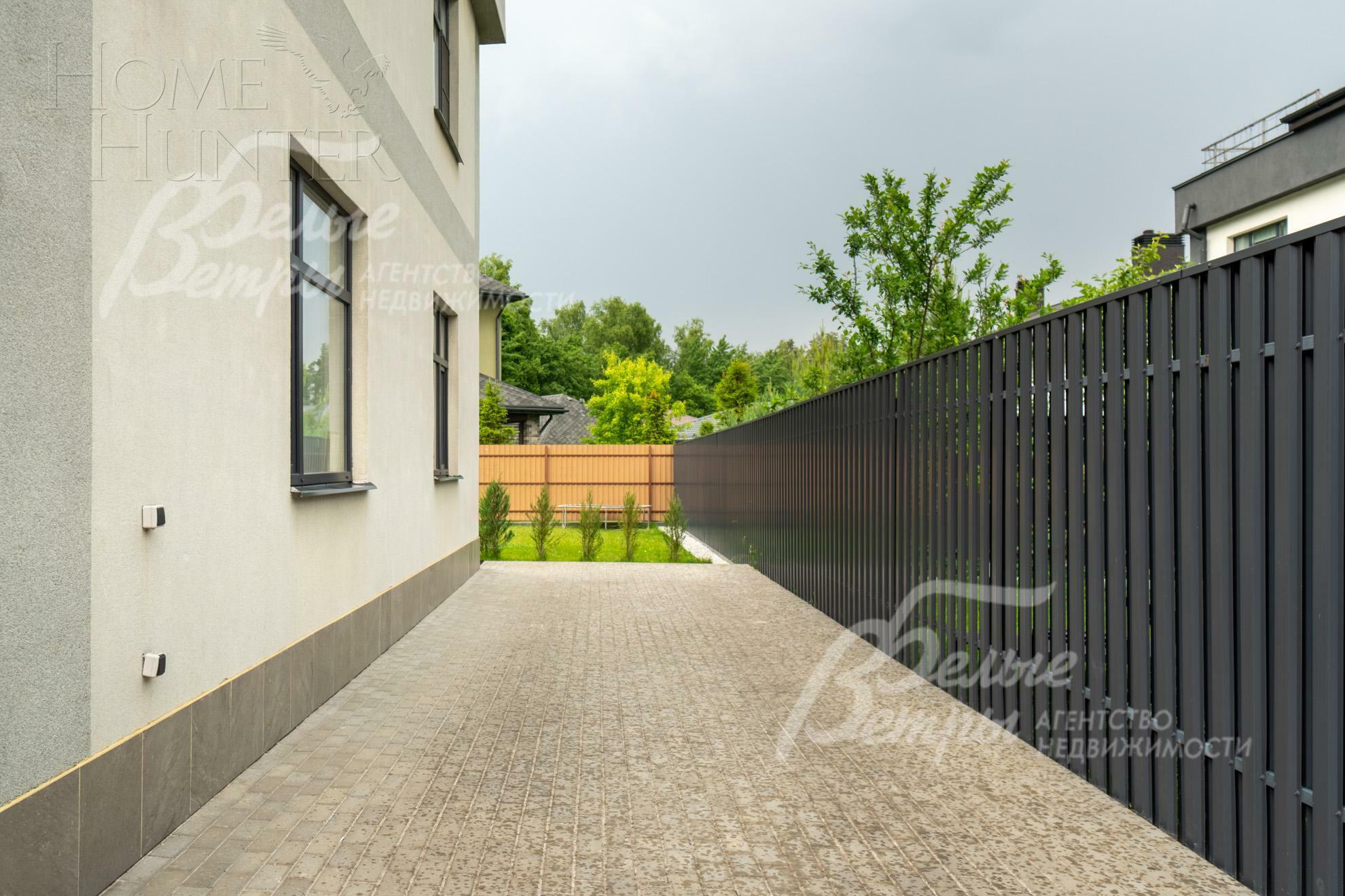 2-этажный коттедж 220 м² с отделкой