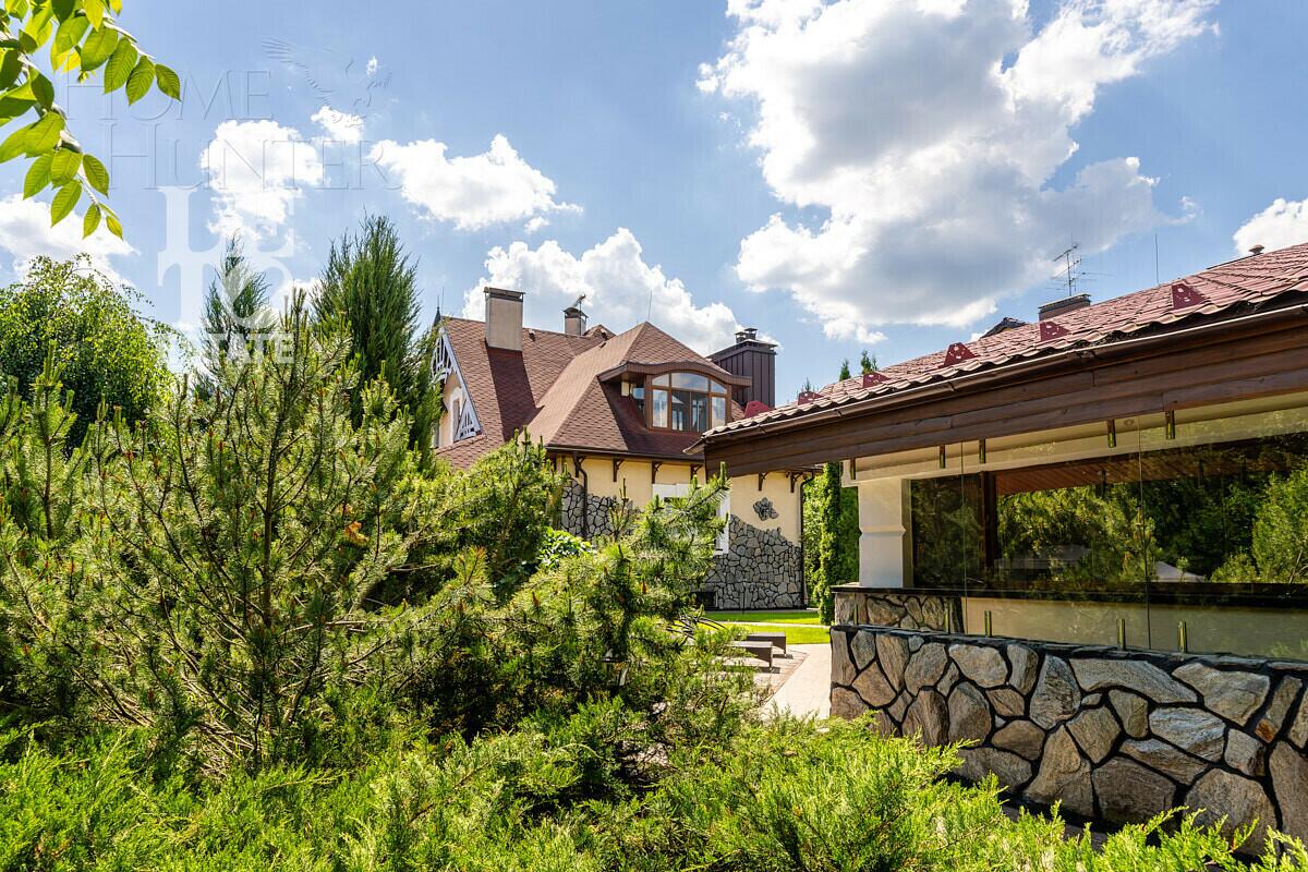 2-этажный коттедж 734.2 м² с отделкой