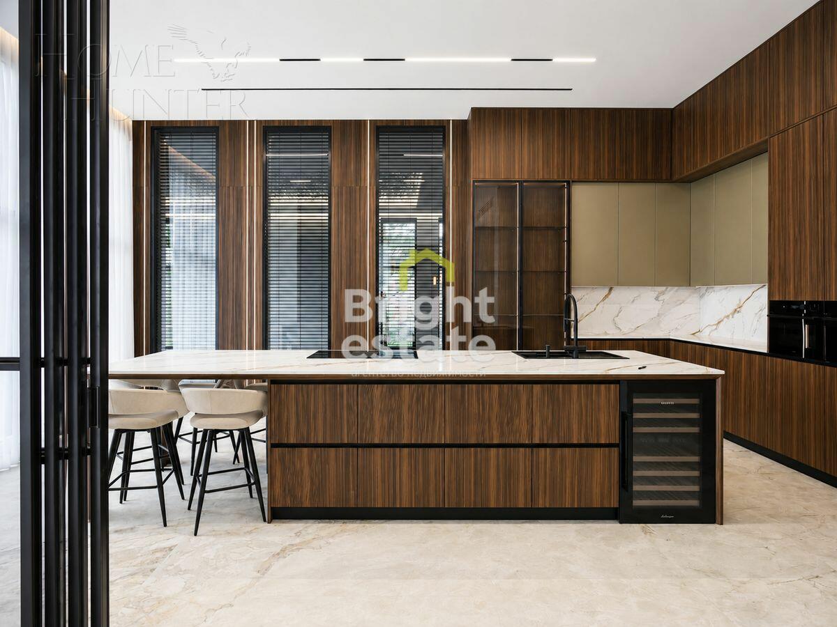 2-этажный коттедж 917.3 м² с отделкой