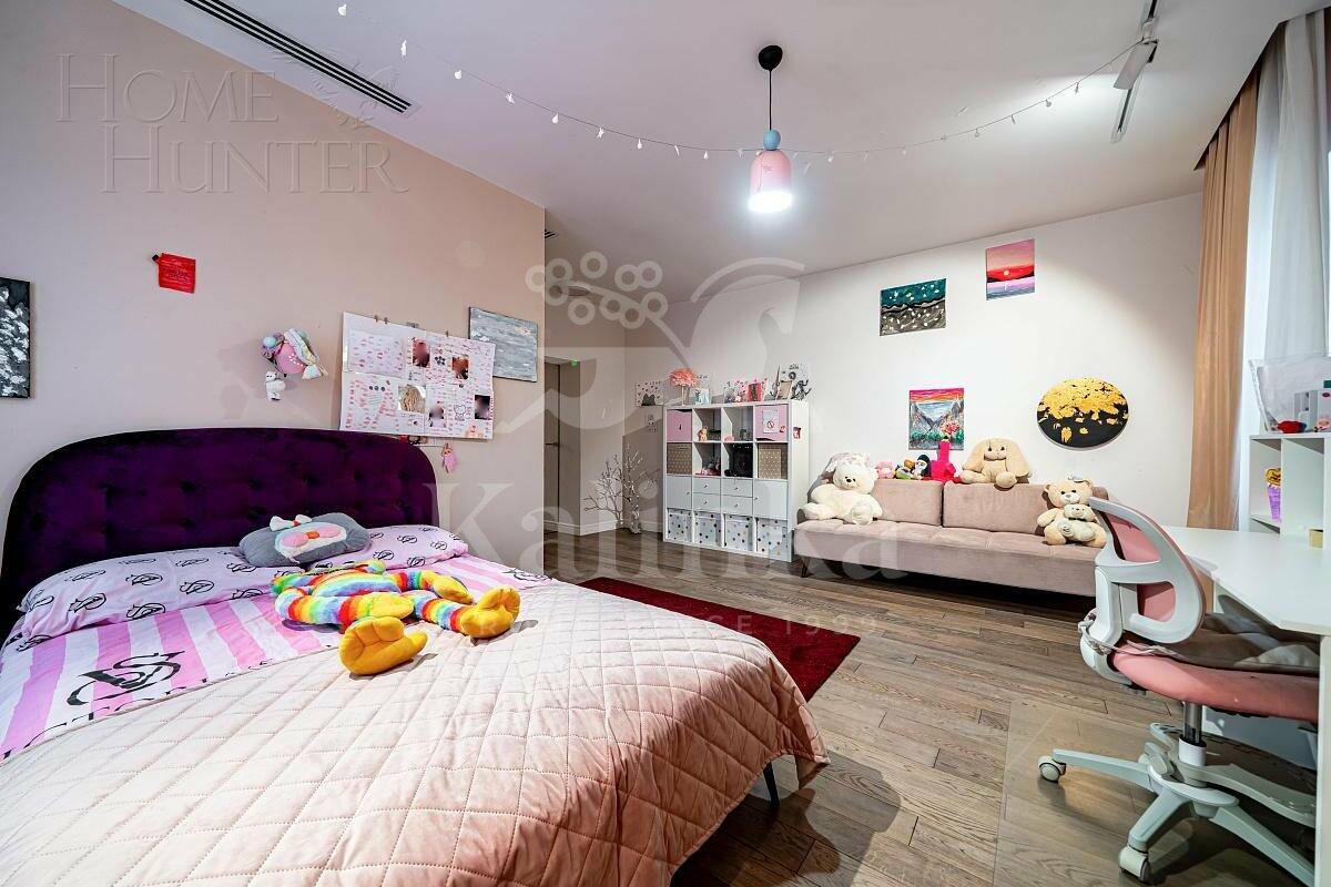 2-этажный коттедж 560 м² с отделкой