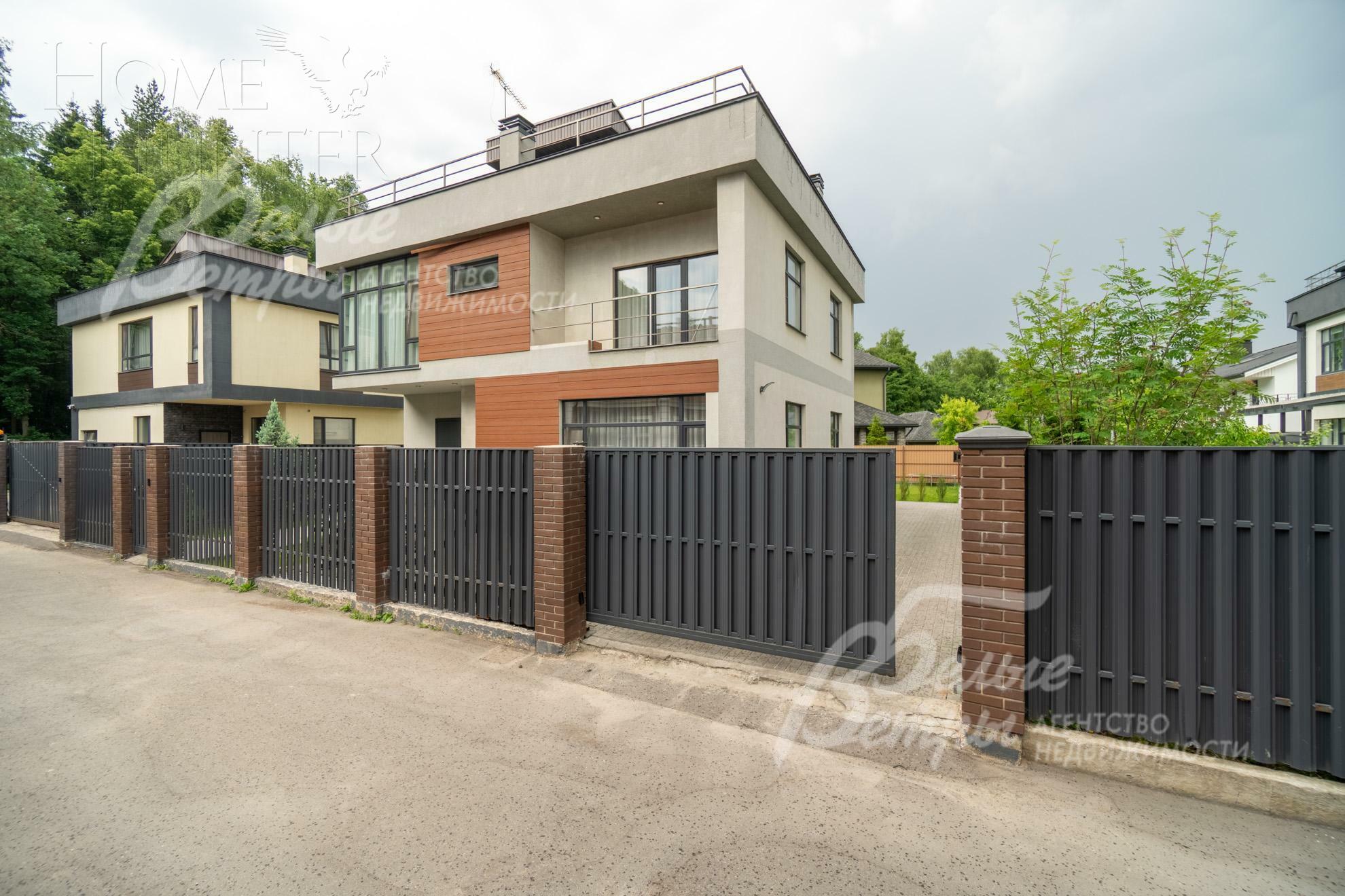 2-этажный коттедж 220 м² с отделкой