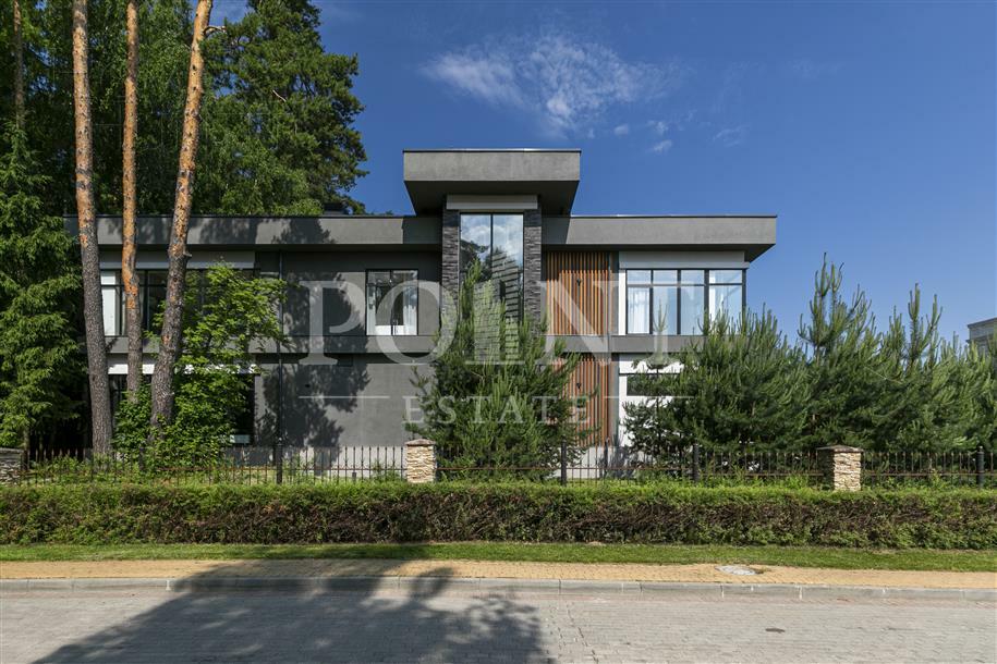 2-этажный коттедж 720 м² с отделкой